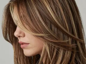 Read more about the article 8 Best Butterfly Haircuts for Medium Length Hair (Adds Volume & Style)