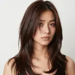 9 Easy Hairstyles for Thick Hair That Tame Volume Beautifully