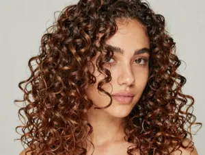 Read more about the article 9 Pieces of Curly Hair Inspiration for Easy, Everyday Hairstyles