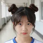 8 Easy & Cute Hairstyles for School (Seriously, 5 Minutes or Less!)
